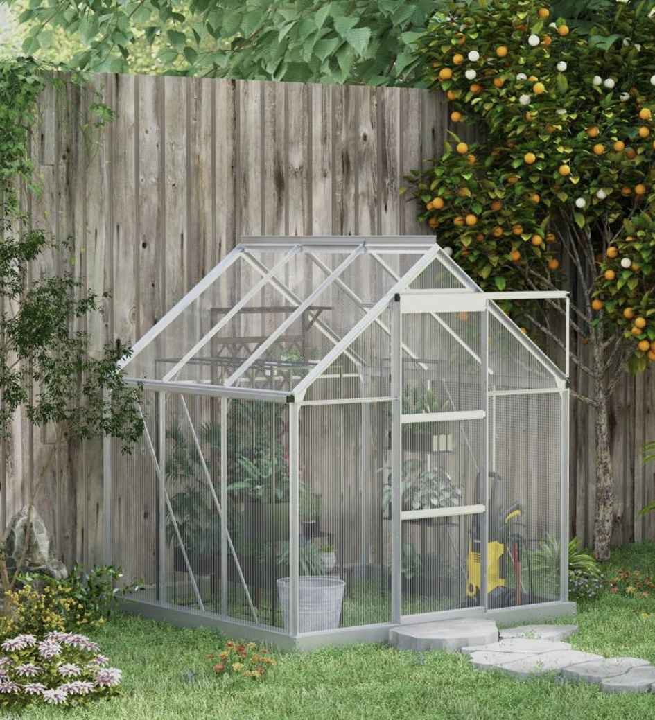 Walk-in polycarbonate greenhouse for autumn growing
