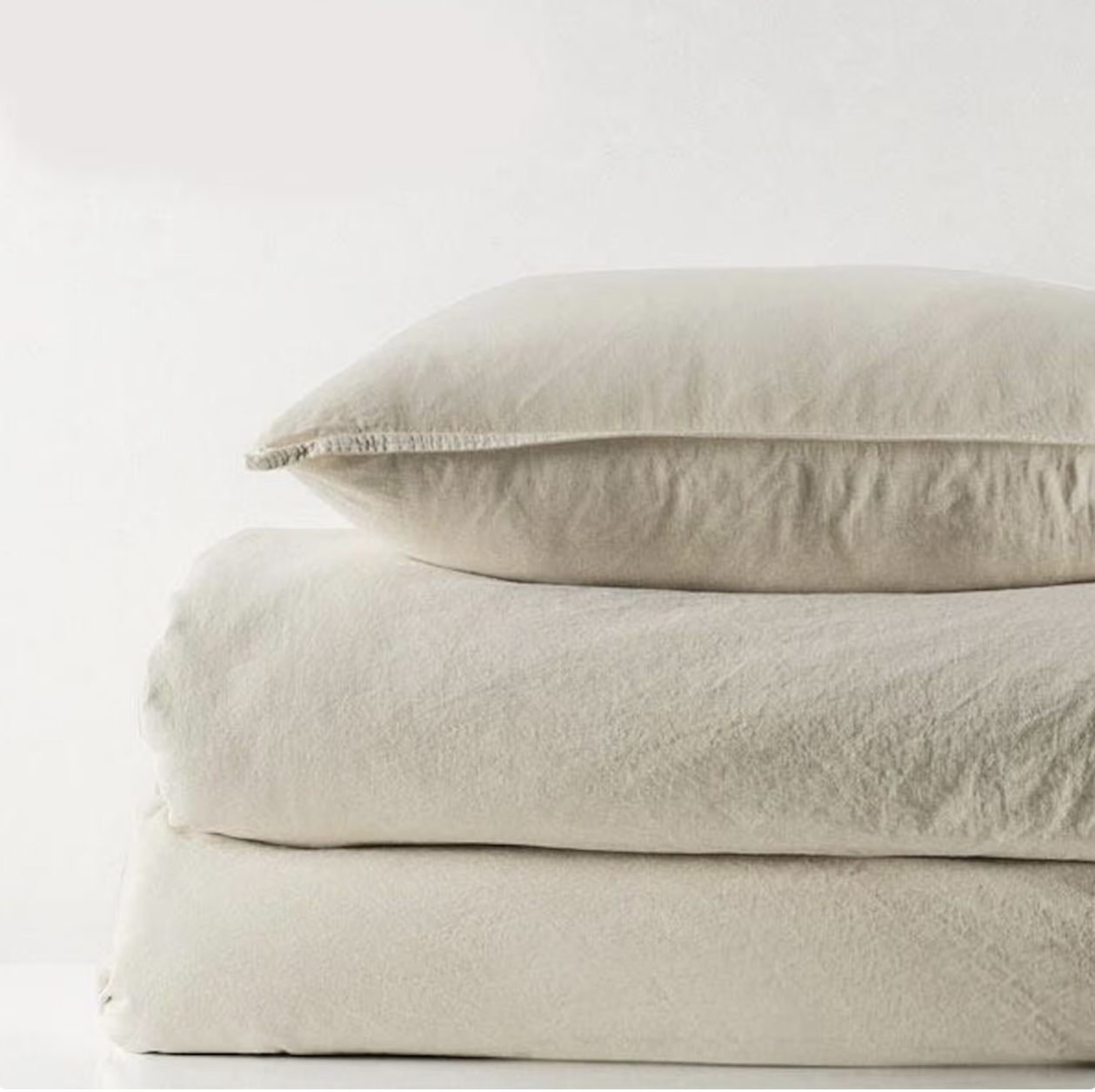 beige and black bedroom – stonewashed cotton bedding set