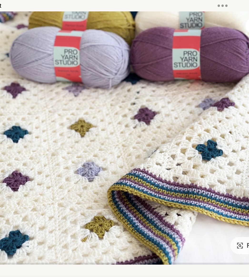 Autumn granny square blanket kit by Pro Yarn Studio