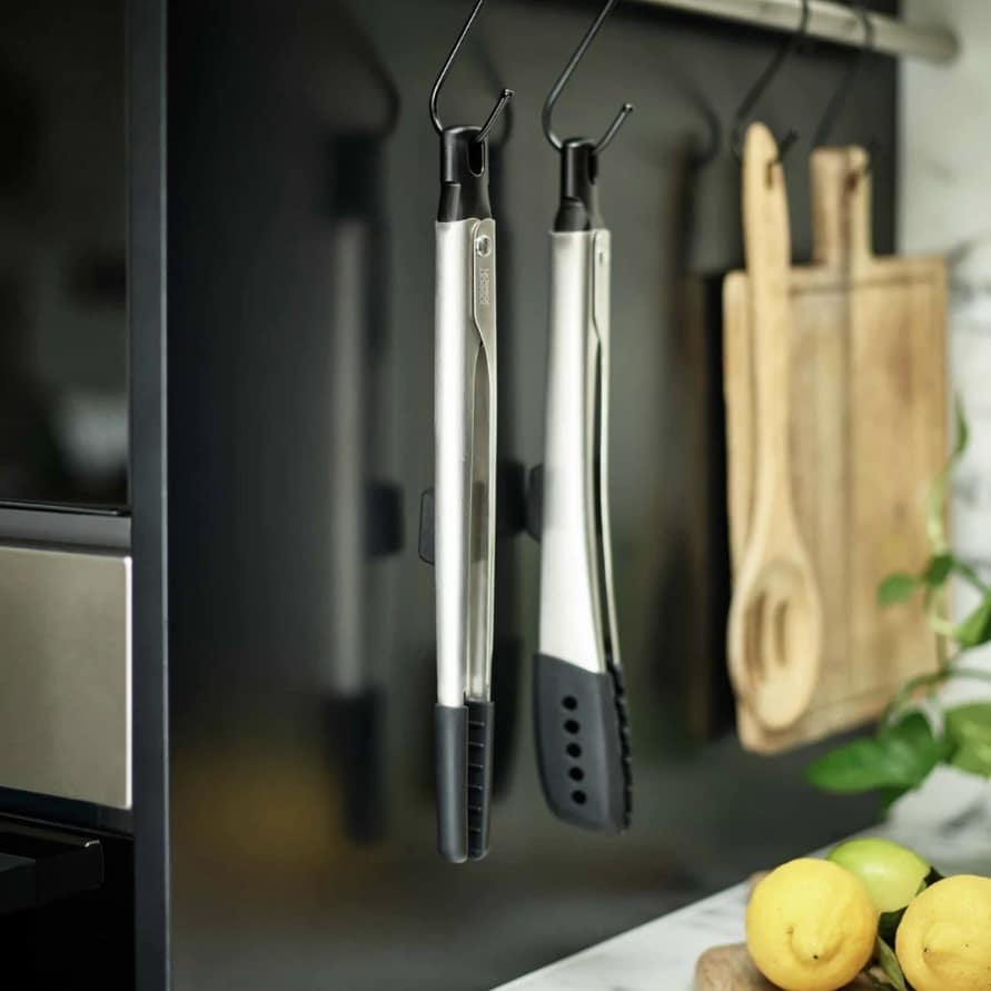 Medium well steak tongs
