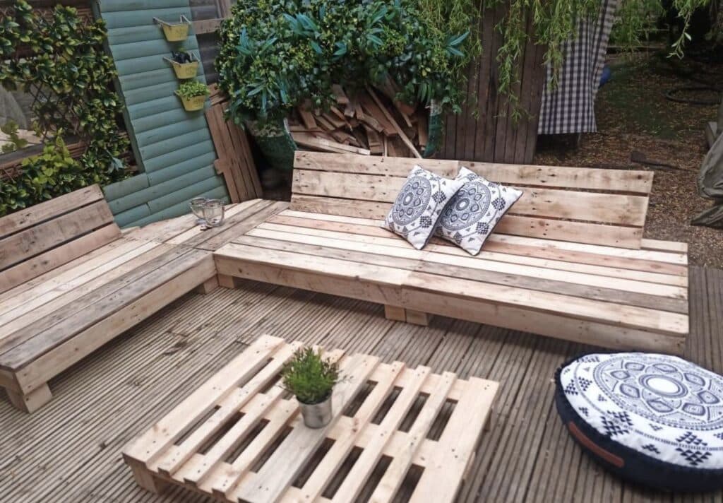 wooden pallet garden corner sofa outdoor seating idea for small garden
