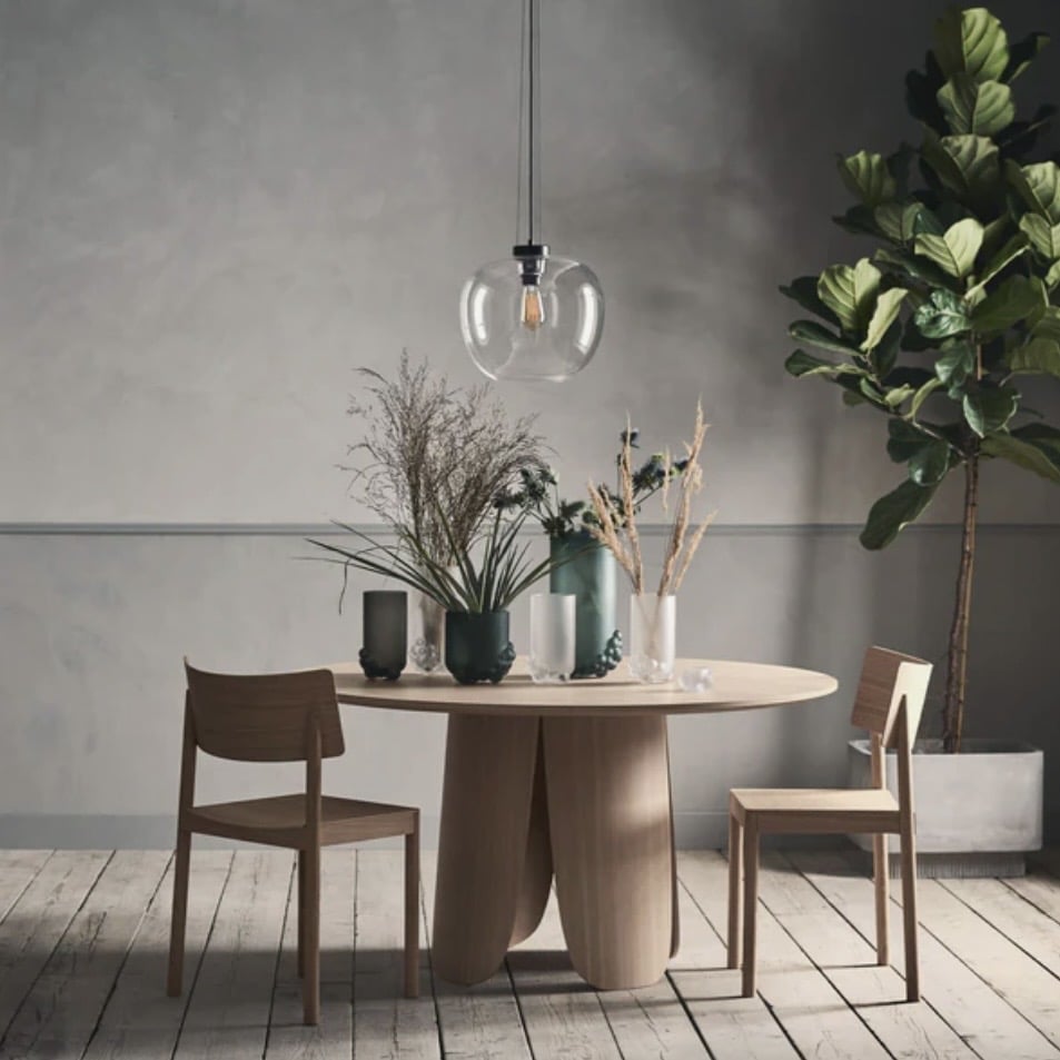 Round dining tables oak bolia