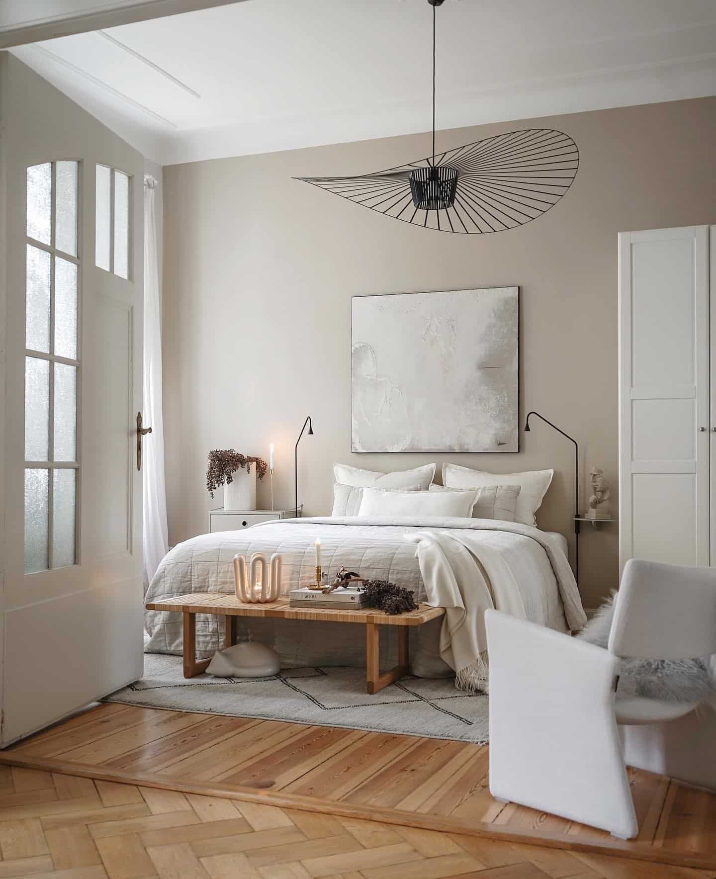 Modern beige bedroom ideas