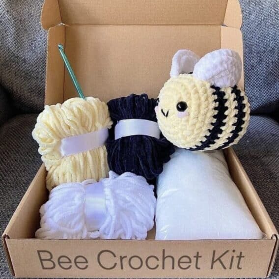 Bee crochet kit