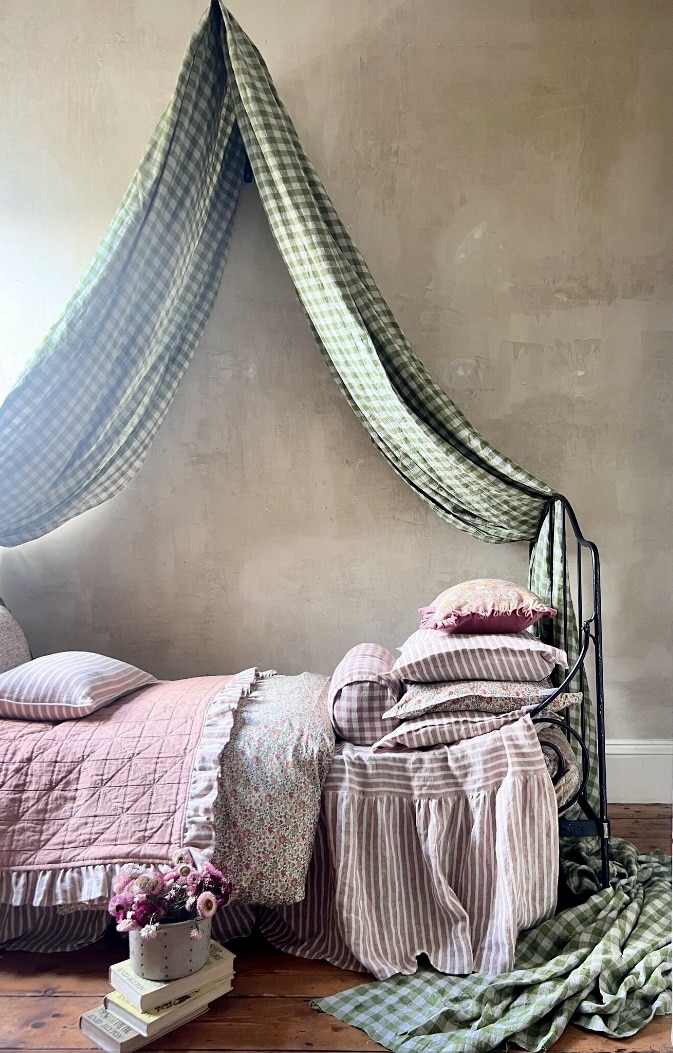 Cottage Bedroom Ideas: Cosy, Timeless Cottage Style Bedroom Inspiration