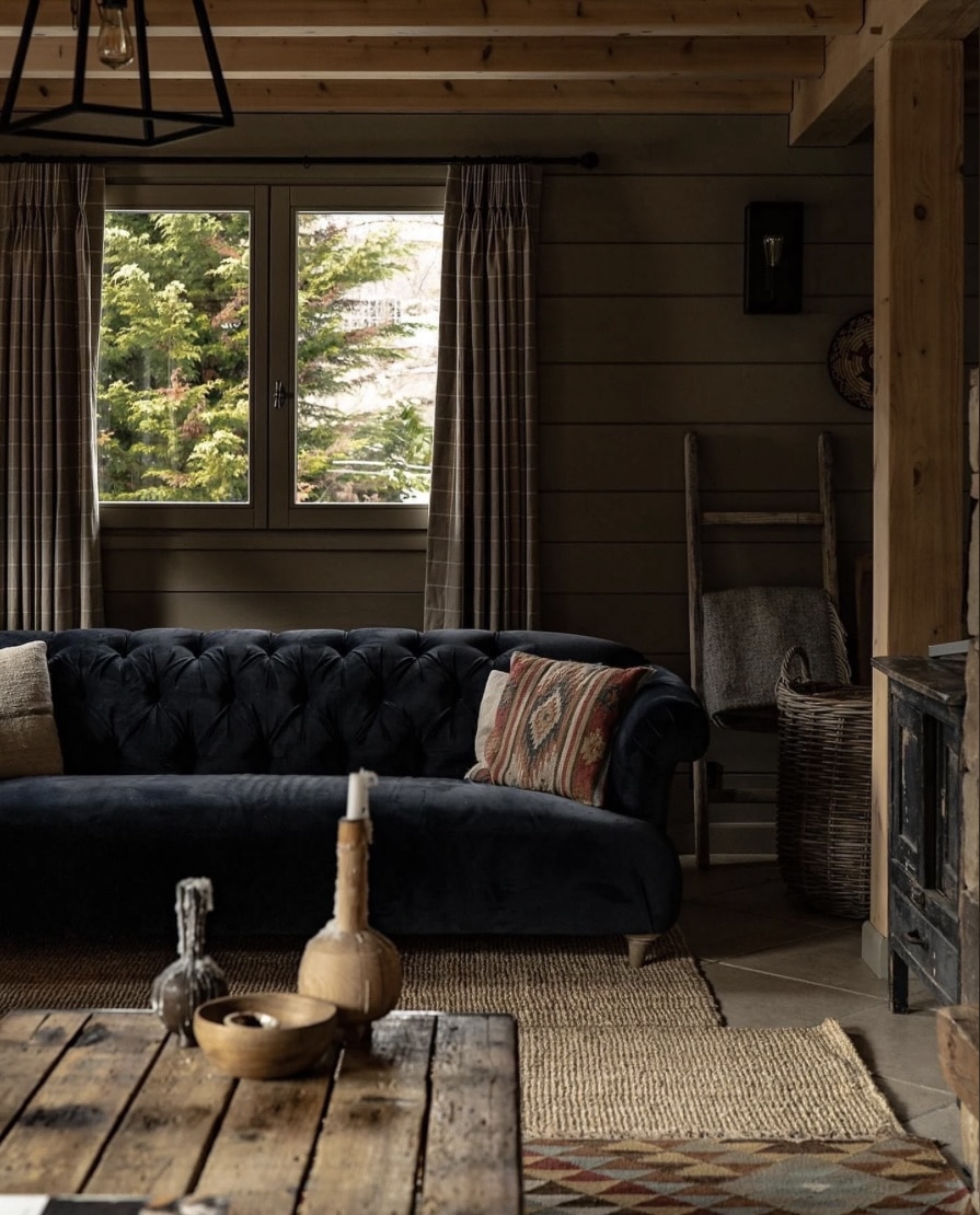 Cosy Dark Living Room Ideas: How to Style a Dark Living Room