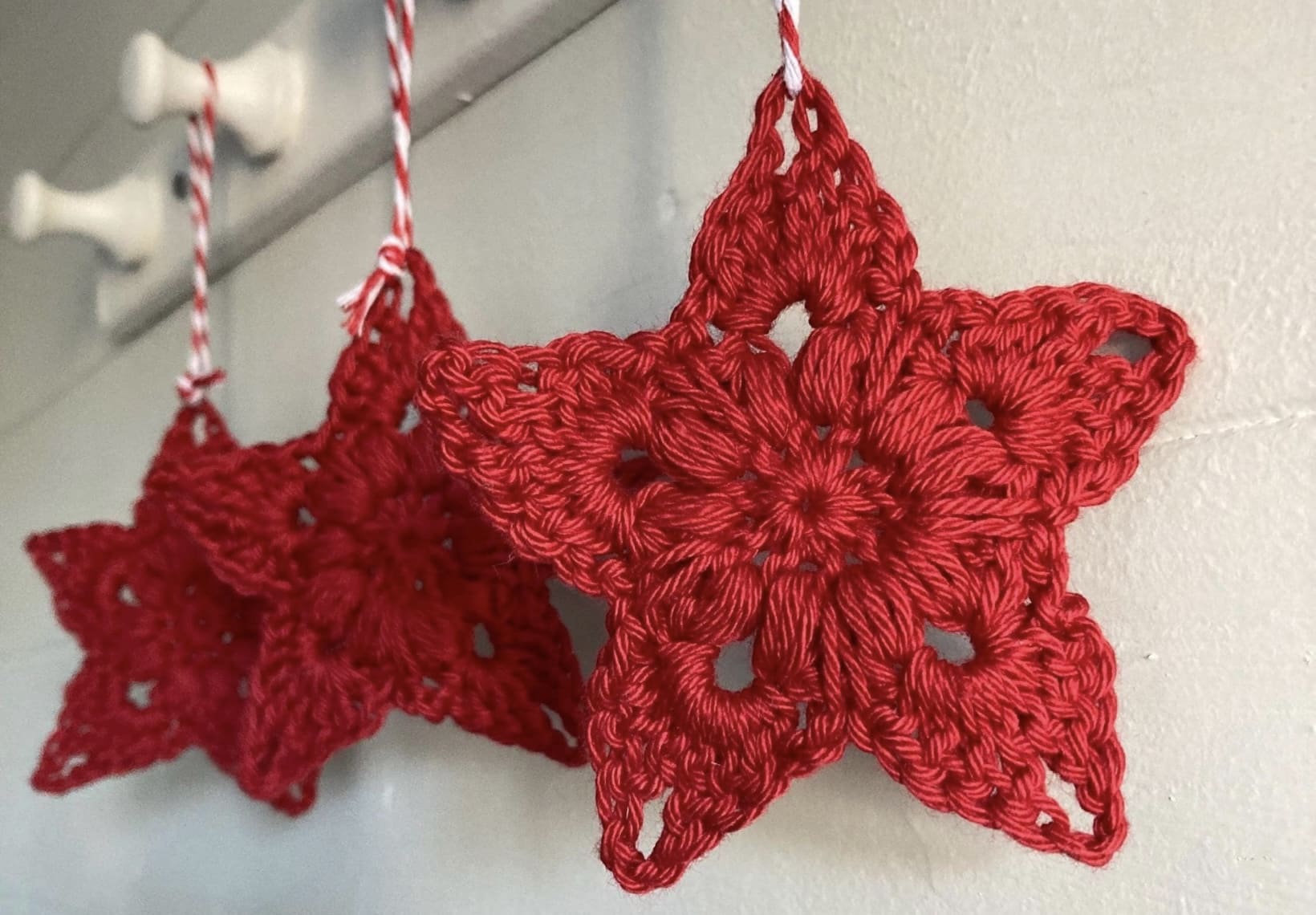 Crochet star or lace bauble decorations