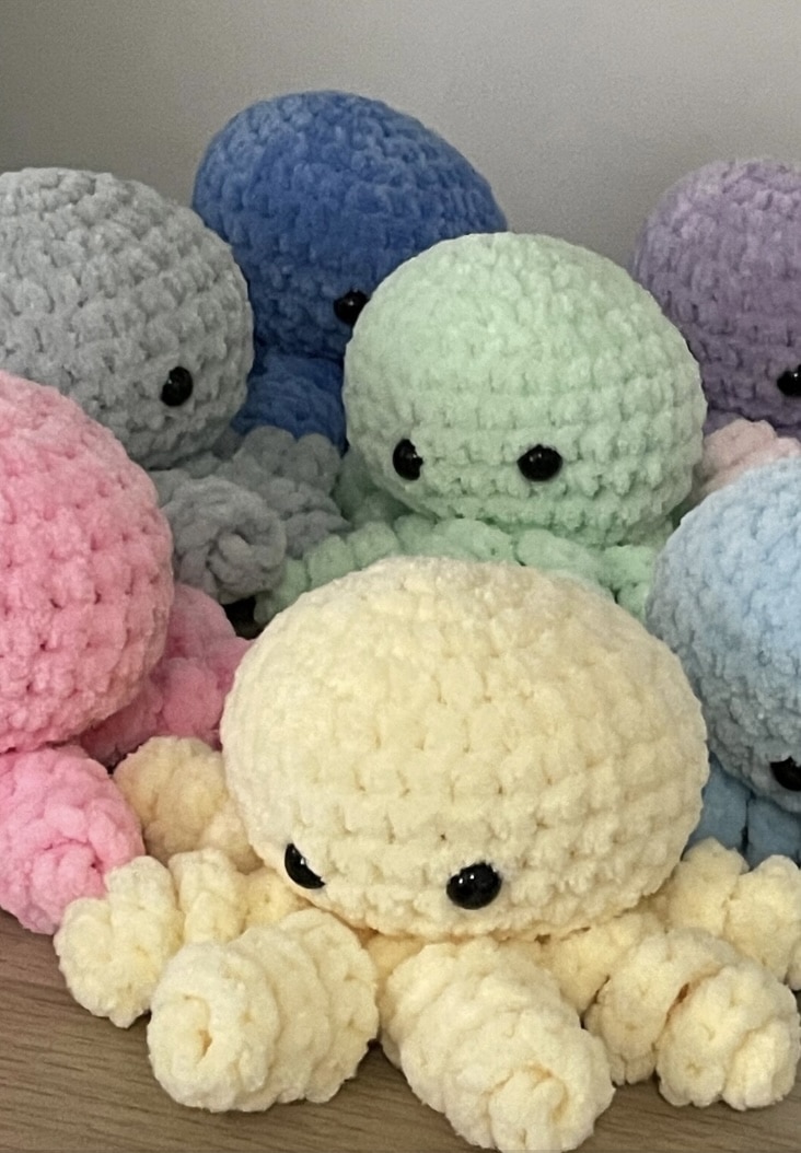 Super-soft crochet octopus plush