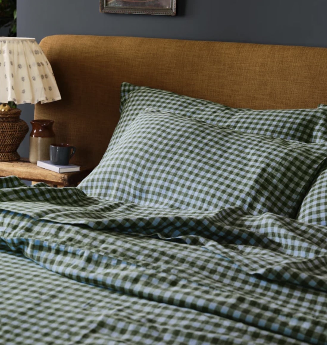 How to Make a Guest Room Cosy: Simple Ideas for Christmas Visitors