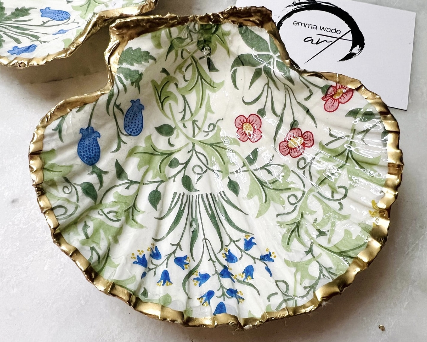 William Morris-inspired hand-gilded scallop shell dish by Emma Wade Art