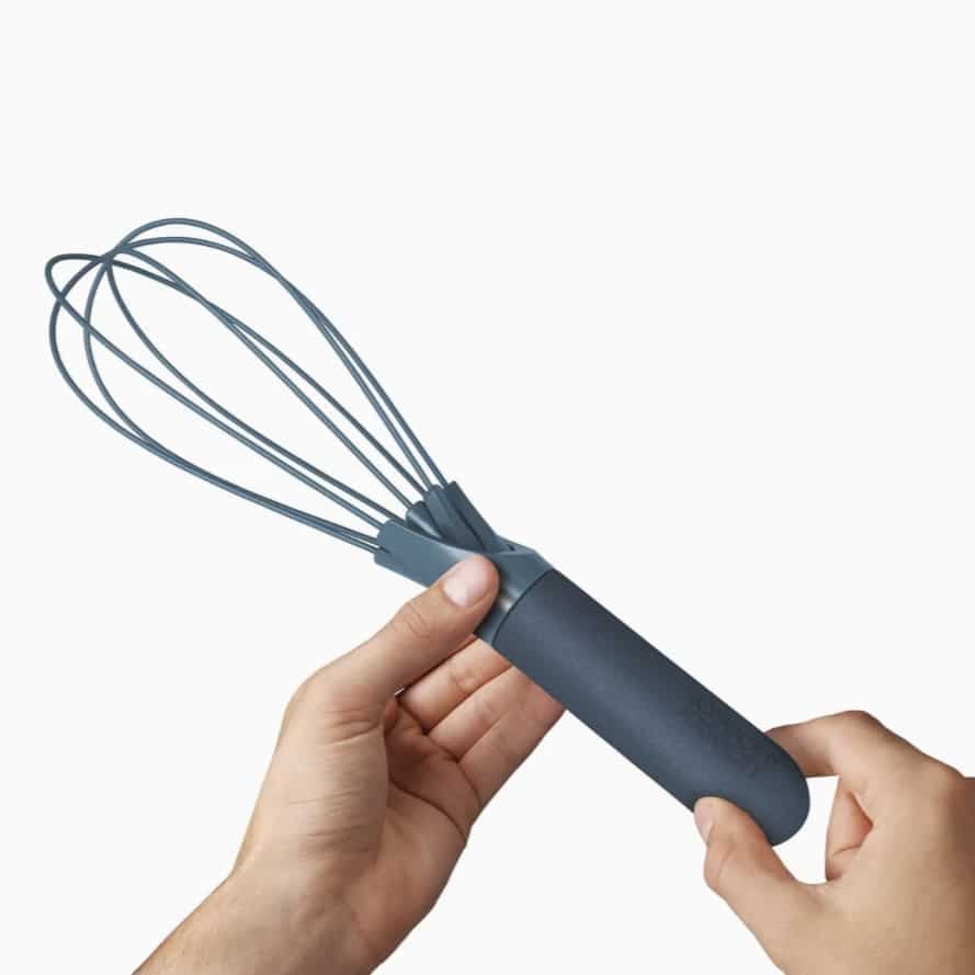 Joseph Joseph Twist 2-in-1 whisk in blue