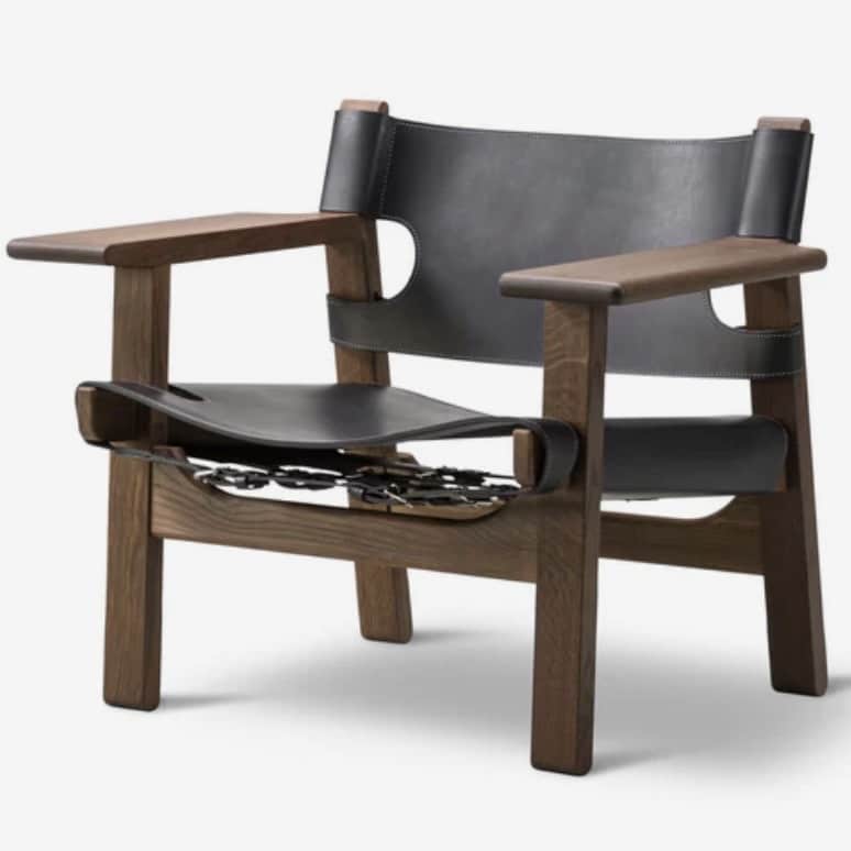 Fredericia Spanish lounge chair in smoked oak and black leather