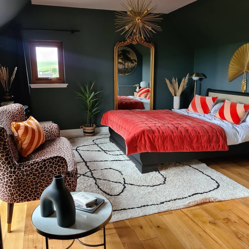 grey bedroom ideas with bold red and coral accents